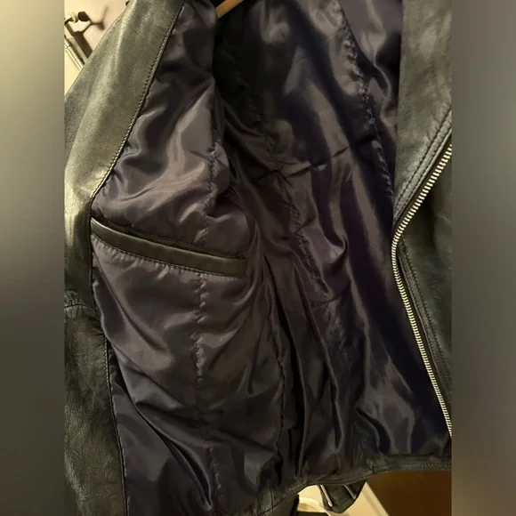 Leather Jacket - Biker Ribbles - Picture 13 of 14